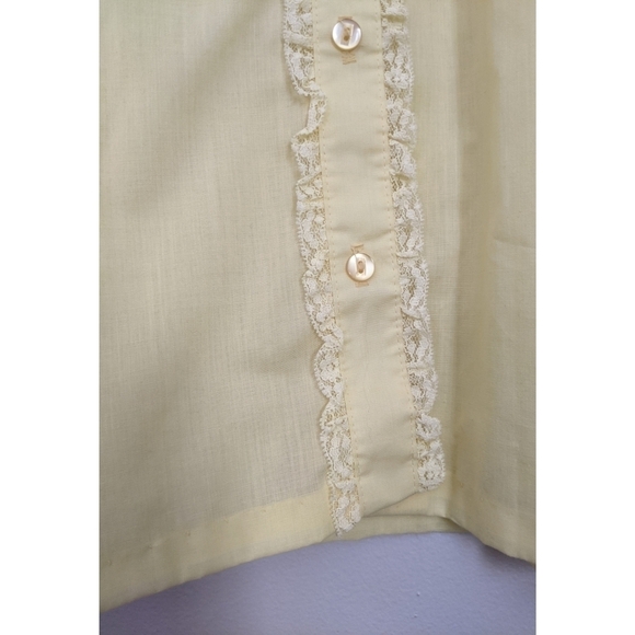 Vintage 70's 80's Pleated Lacey Button Up Blouse - Picture 3 of 6